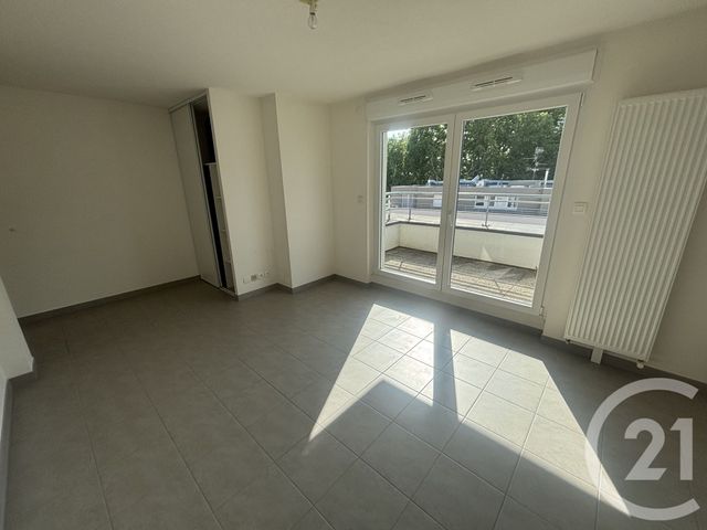 Appartement F1 à louer - 1 pièce - 29.0 m2 - MULHOUSE - 68 - ALSACE - Century 21 Weiblen Immeubles