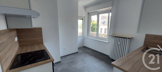 Appartement F4 à louer - 4 pièces - 91.56 m2 - MULHOUSE - 68 - ALSACE - Century 21 Weiblen Immeubles