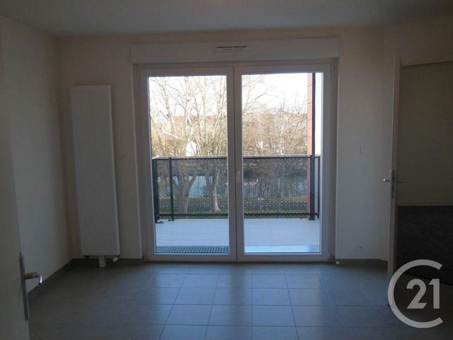 Appartement F2 à louer - 2 pièces - 40.0 m2 - MULHOUSE - 68 - ALSACE - Century 21 Weiblen Immeubles