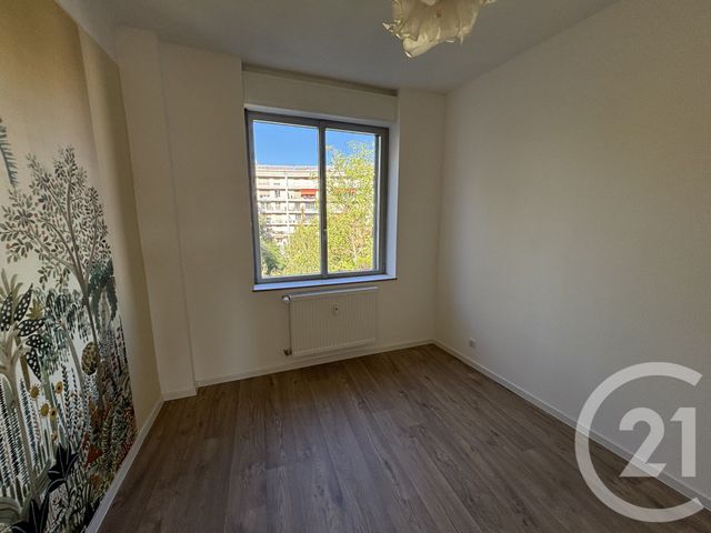 Appartement F4 à louer - 4 pièces - 95.0 m2 - MULHOUSE - 68 - ALSACE - Century 21 Weiblen Immeubles