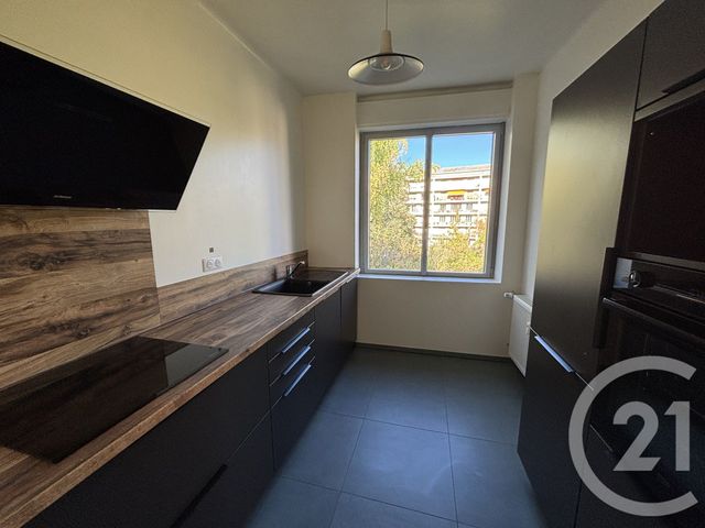 Appartement F4 à louer - 4 pièces - 95.0 m2 - MULHOUSE - 68 - ALSACE - Century 21 Weiblen Immeubles