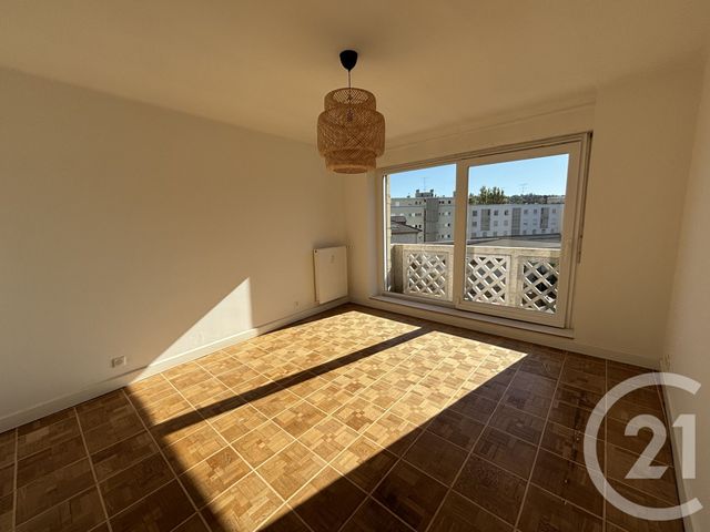 Appartement F4 à louer - 4 pièces - 95.0 m2 - MULHOUSE - 68 - ALSACE - Century 21 Weiblen Immeubles