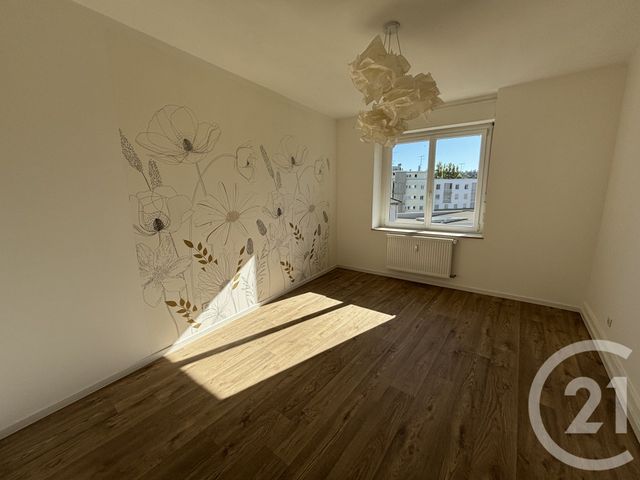 Appartement F4 à louer - 4 pièces - 95.0 m2 - MULHOUSE - 68 - ALSACE - Century 21 Weiblen Immeubles