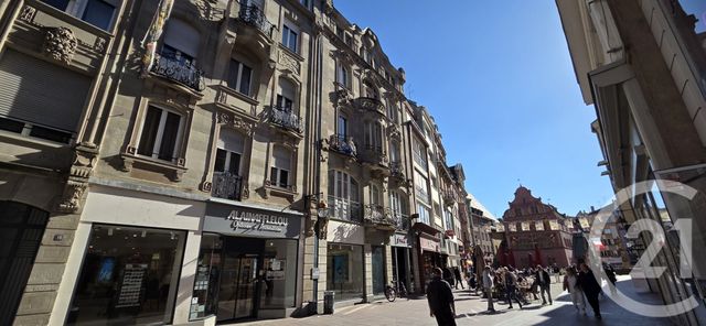 Appartement F1 à louer - 1 pièce - 32.67 m2 - MULHOUSE - 68 - ALSACE - Century 21 Weiblen Immeubles