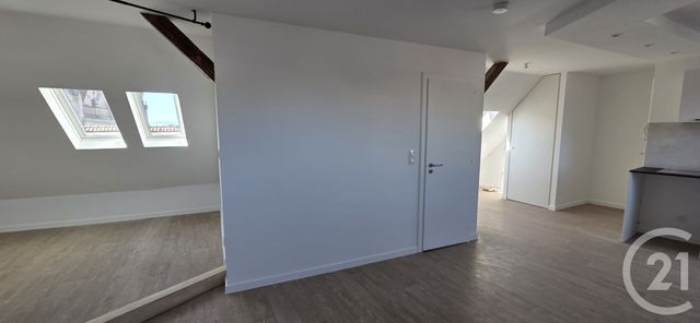 Appartement F1 à louer - 1 pièce - 32.67 m2 - MULHOUSE - 68 - ALSACE - Century 21 Weiblen Immeubles