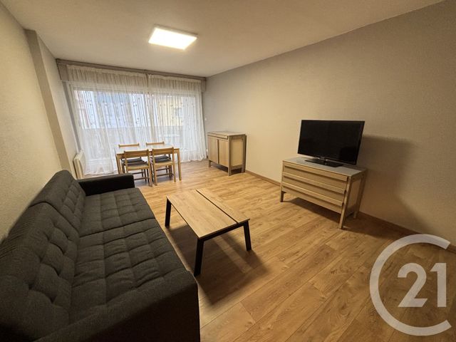 Appartement F2 à louer - 2 pièces - 58.0 m2 - MULHOUSE - 68 - ALSACE - Century 21 Weiblen Immeubles
