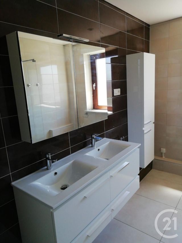 Appartement F5 à vendre - 5 pièces - 142.71 m2 - MULHOUSE - 68 - ALSACE - Century 21 Weiblen Immeubles Appartement F5 à vendre - 5 pièces - 142.71 m2 - MULHOUSE - 68 - ALSACE - Century 21 Weiblen Immeubles