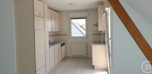 Appartement F3 à louer - 3 pièces - 65.5 m2 - RIXHEIM - 68 - ALSACE - Century 21 Weiblen Immeubles Appartement F3 à louer - 3 pièces - 65.5 m2 - RIXHEIM - 68 - ALSACE - Century 21 Weiblen Immeubles
