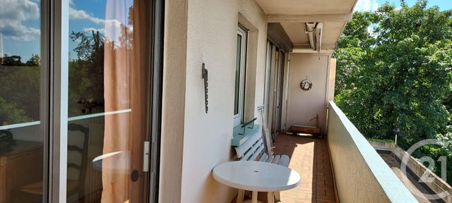 Afficher la photo en grand Appartement F3 à vendre - 3 pièces - 79.18 m2 - MULHOUSE - 68 - ALSACE - Century 21 Weiblen Immeubles