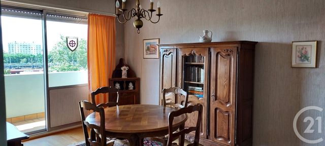 Afficher la photo en grand Appartement F3 à vendre - 3 pièces - 79.18 m2 - MULHOUSE - 68 - ALSACE - Century 21 Weiblen Immeubles